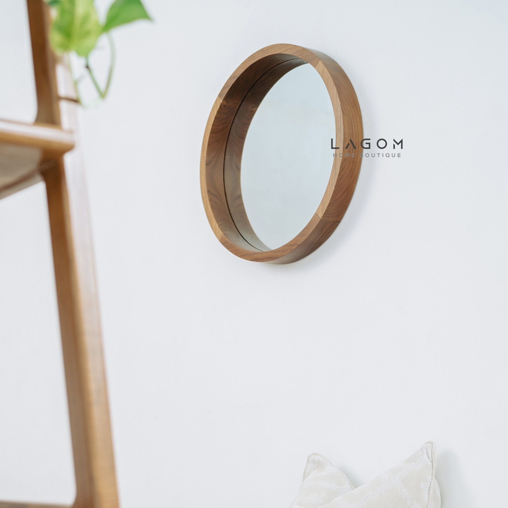 48 cm Minimalist Round Teak Wood Mirror - Mirror - Lagom Home Boutique