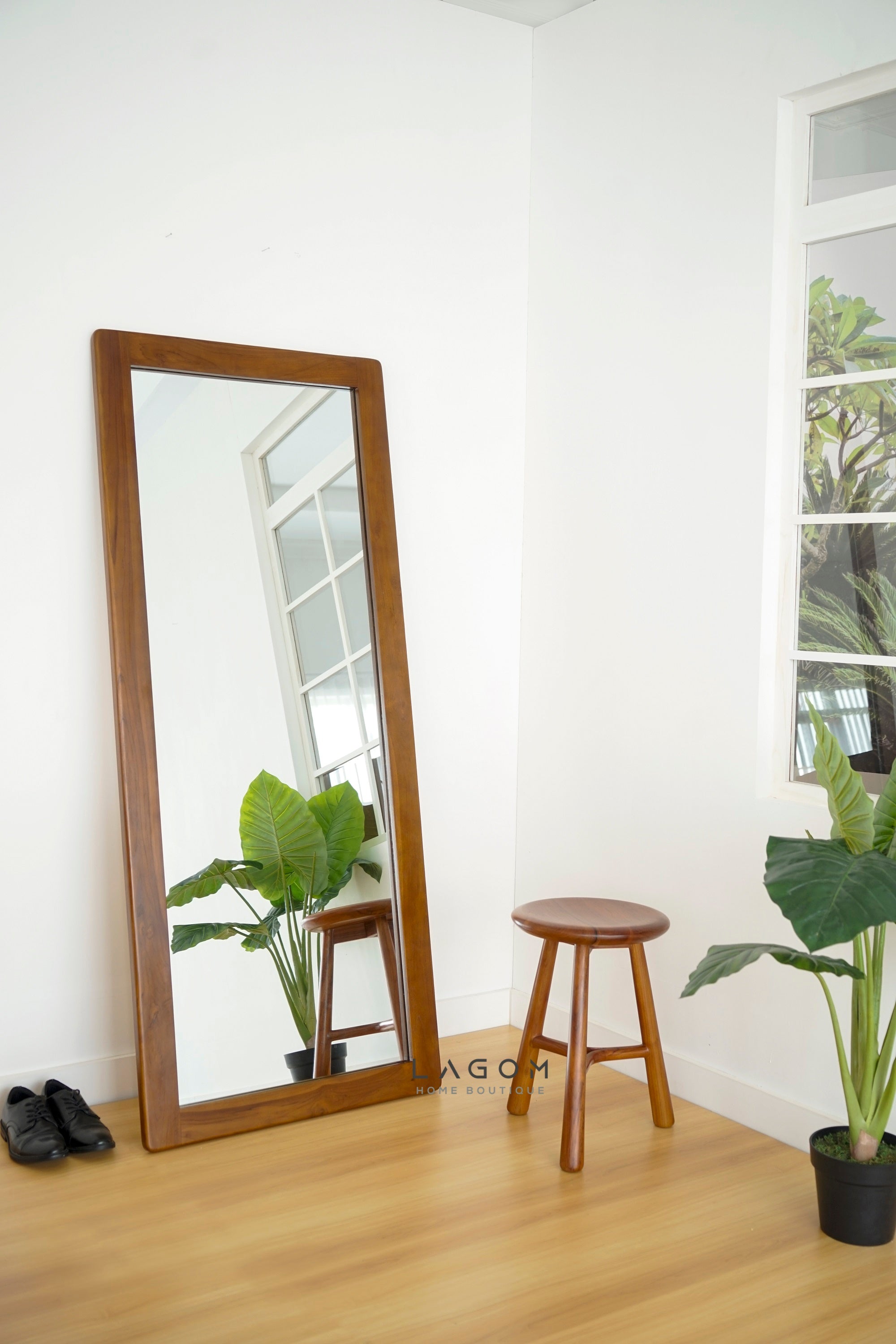 Teak Wood Mini Bar Stool